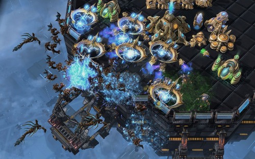 G-Star 2011ϡStarCraft II: Heart of the Swarmץץ쥤ݡȡץࡼӡǺܡKerriganɤҡ˥åȤȤо