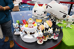 画像ギャラリー No.001のサムネイル画像 / 「トロの誕生日会2025」レポート。堀口画伯によるトロのイラスト制作や,新商品“トロ ブランケット”発表などが行われたイベントの様子を紹介