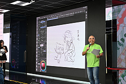 画像ギャラリー No.016のサムネイル画像 / 「トロの誕生日会2025」レポート。堀口画伯によるトロのイラスト制作や,新商品“トロ ブランケット”発表などが行われたイベントの様子を紹介