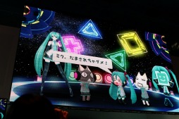 TGS 2012ϡֽ鲻ߥ -Project DIVA-fפ֤ߤʤȤäפȥܡ֥Хġפؤλȯɽ줿ơ֥ӤǤФá