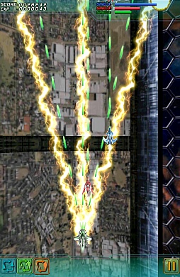 画像ギャラリー No.010のサムネイル画像 / 合体は男のロマンだ。スマートフォン向けシューティングゲーム「GALAXY GLADIATOR」を紹介する「(ほぼ)日刊スマホゲーム通信」第201回