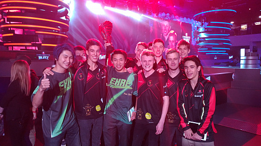 ���������꡼ No.006�Υ���ͥ������ / ���ܥ������о줷����World of Tanks Blitz�פ��������긢��Twister Cup 2017�ס�EU�����बCIS��Ϣ�Ƥ��˻ߡ�������ɽ�Ϻ���˸������礭�����ʤ�