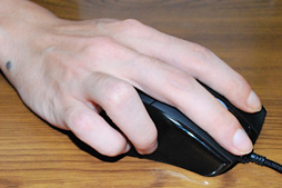 ���������꡼ No.025�Υ���ͥ������ / 3000�ߤǹ����Ǥ��륲���ޡ������졼�������󥵡���ܥޥ����ϰճ��ʷ���Ф�ʪ���ä�����Anker High Precision Laser Gaming Mouse�ץ�ӥ塼