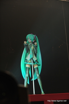 ߥ˹Ԥ줿٥ȡProject DIVA presents MATSURI DA DIVAפݡȡֽ鲻ߥ -Project DIVA- F 2ndפȯȵɤ饤֤Ǥϡο͡ɤϪ