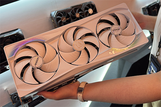 画像ギャラリー No.007のサムネイル画像 / Google TV搭載のゲーマー向けディスプレイやGeForce RTX 5060搭載カードなど注目のGIGABYTE製品をチェック