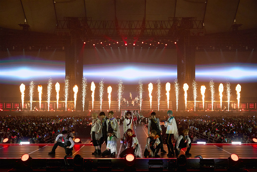 画像ギャラリー No.004のサムネイル画像 / 刀剣男士,東京ドームで華やかに舞う――「ミュージカル『刀剣乱舞』 目出度歌誉花舞 十周年祝賀祭」29日公演レポート