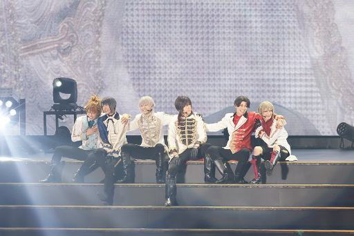 画像ギャラリー No.006のサムネイル画像 / 刀剣男士,東京ドームで華やかに舞う――「ミュージカル『刀剣乱舞』 目出度歌誉花舞 十周年祝賀祭」29日公演レポート