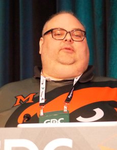 ²èÁü¥®¥ã¥é¥ê¡¼ No.001¤Î¥µ¥à¥Í¥¤¥ë²èÁü / ¡ÎGDC 2018¡ÏÂç³Øµ¡´Ø¤Ç°é¤Þ¤ì¤ëe¥¹¥Ý¡¼¥Ä¤Î²ê¡£Áª¼ê¤Ë¤Ï¾©³Ø¶â¤â»Ùµë¤µ¤ì¤ë¥Þ¥¤¥¢¥ßÂç³Ø¤Î¼ÂÎã¤ò¾Ò²ð