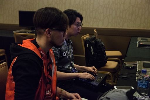 ���������꡼ No.005�Υ���ͥ������ / �֥��ȥ꡼�ȥե�������V�פθ�����������Capcom Cup 2017�����郎���롣�ǽ����˿ʽФ���8�ͤ����ꤷ��2����Twitter�ޤȤ�