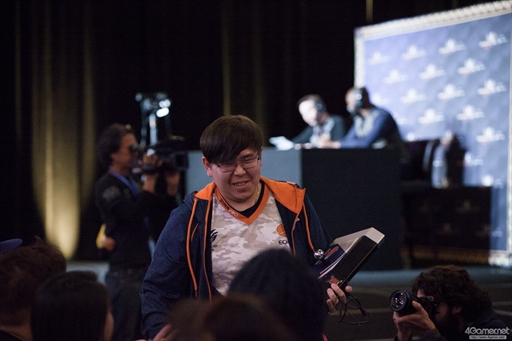 ���������꡼ No.054�Υ���ͥ������ / �֥��ȥ꡼�ȥե�������V�פθ�����������Capcom Cup 2017�����郎���롣�ǽ����˿ʽФ���8�ͤ����ꤷ��2����Twitter�ޤȤ�