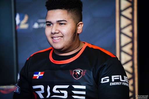 ���������꡼ No.061�Υ���ͥ������ / �֥��ȥ꡼�ȥե�������V�פθ�����������Capcom Cup 2017�����郎���롣�ǽ����˿ʽФ���8�ͤ����ꤷ��2����Twitter�ޤȤ�