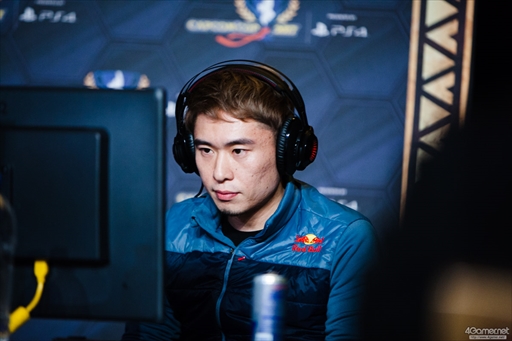 ���������꡼ No.068�Υ���ͥ������ / �֥��ȥ꡼�ȥե�������V�פθ�����������Capcom Cup 2017�����郎���롣�ǽ����˿ʽФ���8�ͤ����ꤷ��2����Twitter�ޤȤ�