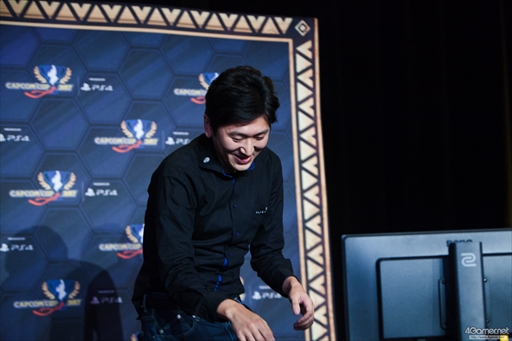 ���������꡼ No.085�Υ���ͥ������ / �֥��ȥ꡼�ȥե�������V�פθ�����������Capcom Cup 2017�����郎���롣�ǽ����˿ʽФ���8�ͤ����ꤷ��2����Twitter�ޤȤ�