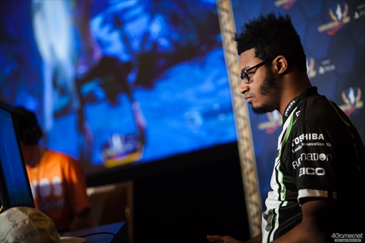 ���������꡼ No.087�Υ���ͥ������ / �֥��ȥ꡼�ȥե�������V�פθ�����������Capcom Cup 2017�����郎���롣�ǽ����˿ʽФ���8�ͤ����ꤷ��2����Twitter�ޤȤ�