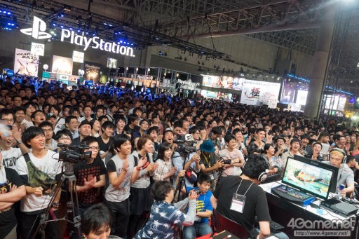 TGS 2015ؤΥåȤϤμˡ Ķϥ٥襤Ÿ줿֥ȥ饹ȥ꡼ȥեIV Twitter¶ޤȤ