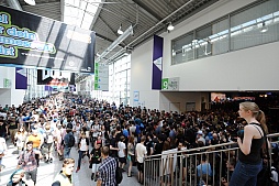 gamescomϡǯ1345000ͤˡɥġΡgamescom 2015פ