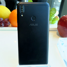 ASUSZenFone MaxM2ˡסZenFone Max ProM2ˡפȯ䡣̥Хåƥ꡼ܤΥߥɥ륯饹Ծޡȥե