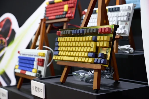 ꡼ No.010Υͥ / REALFORCE GX1פΥܥǥ뤬Ÿ档VTuberǭȤǥȡॳ4ʤåƤTGS2025