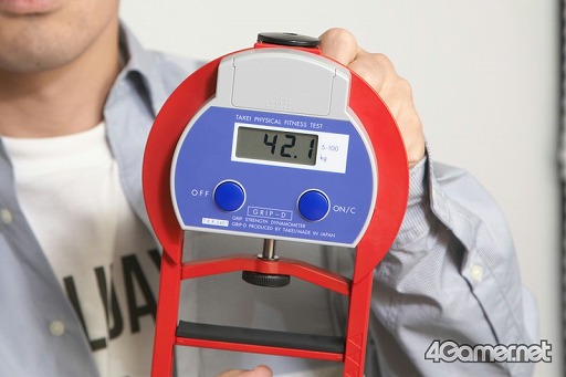 ���������꡼ No.007�Υ���ͥ������ / �ˤϽ��Ƕ����ʤ�Τ�������UPPERS�פΥ�ƥ�Ʊ�����Ĺ��̳������� �󤵤󤬡��Τ�ĥ�äƻ�Ƥ��줿