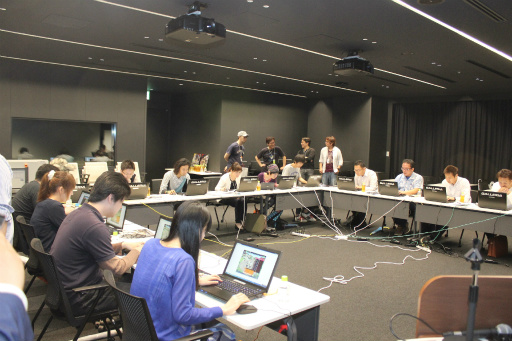 ���������꡼ No.020�Υ���ͥ������ / PC����饤�󥲡���ֿ�ϵ�ѡ��ƥ����פΥ�ǥ�������θ����ݡ��ȡ���ή���Τ�ץ����Ρ��ڶ������ϵ�ץ쥤�䡼��ʢ��õ���äƤ���