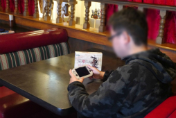 画像ギャラリー No.005のサムネイル画像 / 今明かされる,「イヴラークの骨」の謎! ディレクターのトークショーも行われた「Neo ATLAS 1469」の体験会をレポート