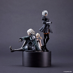画像ギャラリー No.002のサムネイル画像 / 「NieR」シリーズ15周年記念「NieR Series 15th Anniversary BOX」を2026年2月28日に発売。スタチューフィギュア,CD,書籍を同梱