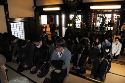 ���������꡼ No.004�Υ���ͥ������ / �ֿ�������ž��V�פ���������˻��󡣥ץ��ǥ塼�����λ�������ˡ��̾ΡȤ�ʧ���ɤ��Τ��빱��Ի��ȥʥ�Х�󥰺ǿ���ˤĤ���ʹ����