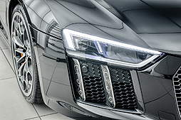  No.004Υͥ / FFXVסAudiܤޤ줿1ΡThe Audi R8 Star of Lucisסȥ2019Ÿء饪