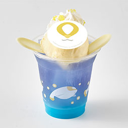 画像ギャラリー No.002のサムネイル画像 / 映画「Sky ふたつの灯火 - 前篇 -」とサンシャイン60展望台「てんぼうパークCAFE」がコラボ。8月1日より特別なドリンクを販売