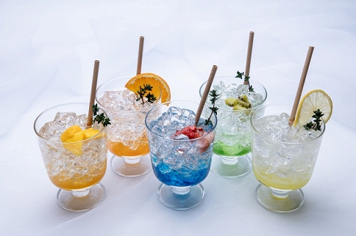 ���������꡼ No.010�Υ���ͥ������ / ����ܥ��ե���Memorial DREAM!ing Cafe�פ�1��28������2��21���ޤǤδ��ָ������������ޤ˥����ץ�