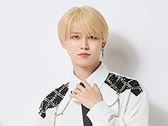 ����˥�ǲ�֥������AS ONE�ס���͸��ι⹻���֥襦�����JO1�������ɱ������ѡ����̱����������