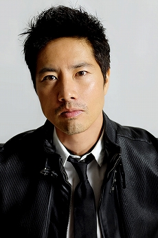 画像ギャラリー No.013のサムネイル画像 / 「ウマ娘 プリティーダービー」,ケイン・コスギさんと一緒にエクササイズできる動画“ケイン's スキルアップアイランド”を公開