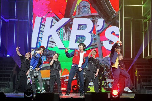 画像ギャラリー No.015のサムネイル画像 / 「『ヒプステ』《Buster Bros!!! & Bad Ass Temple feat. 糸の会 & WESTEND-MAFIA》」ゲネプロレポート。4チームがラップバトルで激突