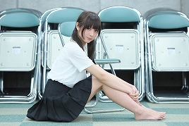 ���������꡼ No.002�Υ���ͥ������ / ��LoveR�פ�ȯ�䵭ǰ��������3��14���˼»ܷ��ꡣ���Ϻ�ʪ�����ɥ饤������