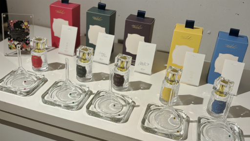 ꡼ No.009Υͥ / 61Υե쥰󥹤롪ɥεɽ֤󤵤֤륹Parfum꡼ݡ