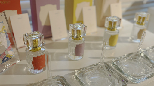 ꡼ No.010Υͥ / 61Υե쥰󥹤롪ɥεɽ֤󤵤֤륹Parfum꡼ݡ