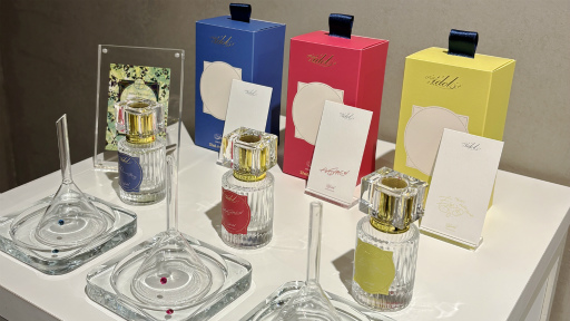 ꡼ No.013Υͥ / 61Υե쥰󥹤롪ɥεɽ֤󤵤֤륹Parfum꡼ݡ