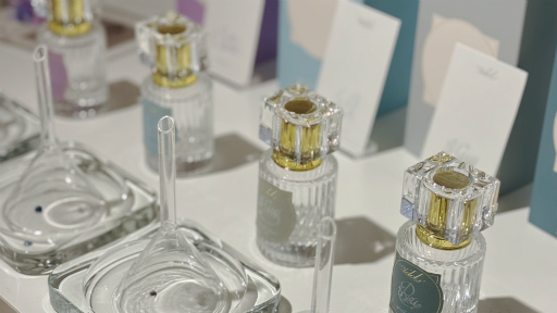 ꡼ No.019Υͥ / 61Υե쥰󥹤롪ɥεɽ֤󤵤֤륹Parfum꡼ݡ