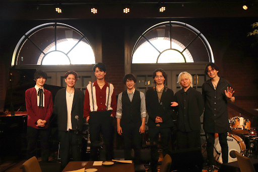 画像ギャラリー No.002のサムネイル画像 / ESバンドの熱い演奏! 阿座上洋平さん&豊島修平さんもゲストで登場! 「あんスタ!!」名曲をバンド生演奏で届ける「ENSEMBLE STARS!! BAND LIVE」レポート