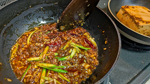 画像ギャラリー No.008のサムネイル画像 / 伝説のバカゲー「炎の料理人クッキングファイター好」に出てきた,活火山麻婆豆腐を作る。俺のコラボカフェ:Menu 076