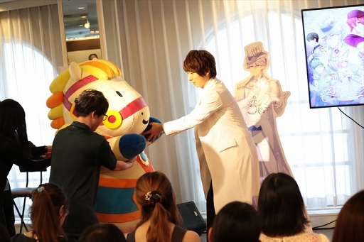 画像ギャラリー No.009のサムネイル画像 / 羽多野さんらが100年以上の歴史を持つ回転木馬を堪能! 移動遊園地を舞台にした「幻想マネージュ」初イベントをレポート