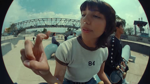 画像ギャラリー No.004のサムネイル画像 / 腕や指が折れてもすぐ元通り。スケボーゲーム「skate.」のアーリーアクセス開始を告げる実写トレイラー公開