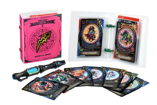 ���������꡼ No.002�Υ���ͥ������ / �����ɥХȥ륷�꡼���֥ޥ����ѡ��ƥ��פ�4��ܤ���Ÿ�����ޤ����ˡ�Τ褦�˿ʲ�����Τ���ħ�Υ����ɥ�����