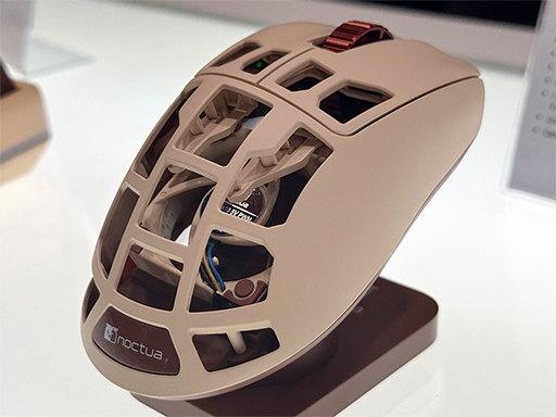 画像ギャラリー No.002のサムネイル画像 / ゲームで熱くなった手を静かに冷やせる? Noctua製クーラーを内蔵したゲーマー向けマウスがCOMPUTEX 2025で登場