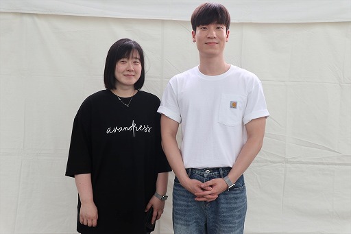 画像ギャラリー No.011のサムネイル画像 / LE SSERAFIMの新曲「DIFFERENT」を体験できる。さいたまスーパーアリーナのライブ会場に「Rhythm Hive」プレイゾーンを3日間限定展開