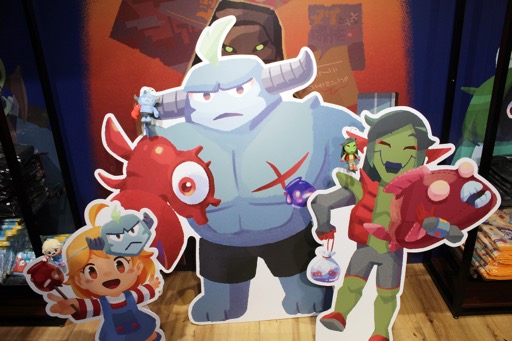 画像ギャラリー No.002のサムネイル画像 / 「メグとばけもの」POP UP SHOP内覧会レポート。池袋PARCO本館に“魔界のお祭り会場”が! イベント用の描き下ろしイラストのグッズも多数