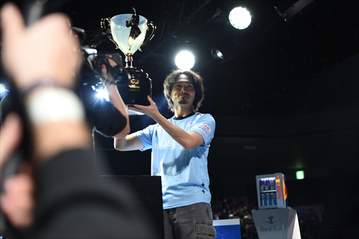 ���������꡼ No.015�Υ���ͥ������ / �֥��ץ��󥫥å�11�׷辡����ݡ��ȡ������꤬����ο���Blaz������Ǥ��ݤ����֥��ȥ꡼�ȥե�������6�������Ƕ��κ¤˵���