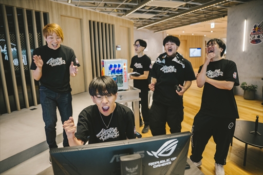 画像ギャラリー No.027のサムネイル画像 / 「ストリートファイター6」のプロゲーマーが講師となり,次世代を担う生徒を導く。「Red Bull 283 Academy」合宿レポート