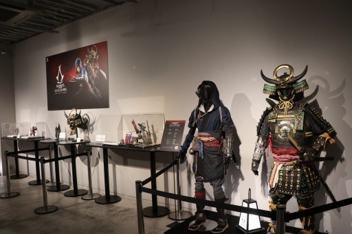 ���������꡼ No.011�Υ���ͥ������ / �֥������� ���꡼�� ����ܥ��ե���LEGACY�١���������ɤǳ����档�ǿ���֥������� ���꡼�� ����ɥ����פ��濴�����奷�꡼����Ÿ����ڤ����