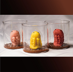 画像ギャラリー No.027のサムネイル画像 / クリプトビオシスやサムの血液袋が飲食できる!? 「DEATH STRANDING 2」ポップアップショップ,ブランドコラボ商品の情報を公開